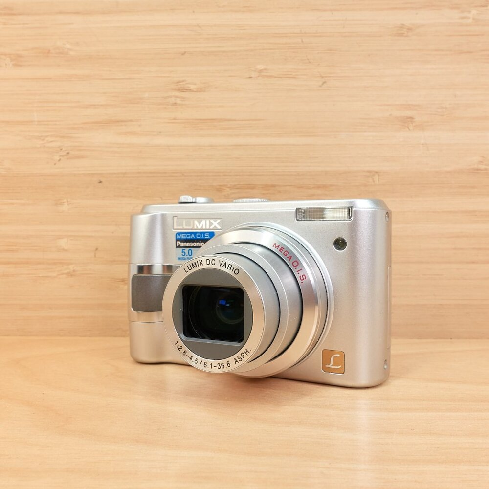 Panasonic Lumix DMC-LZ3 Digital Camera / 5MP / 6x Zoom / Japan Made / Tested